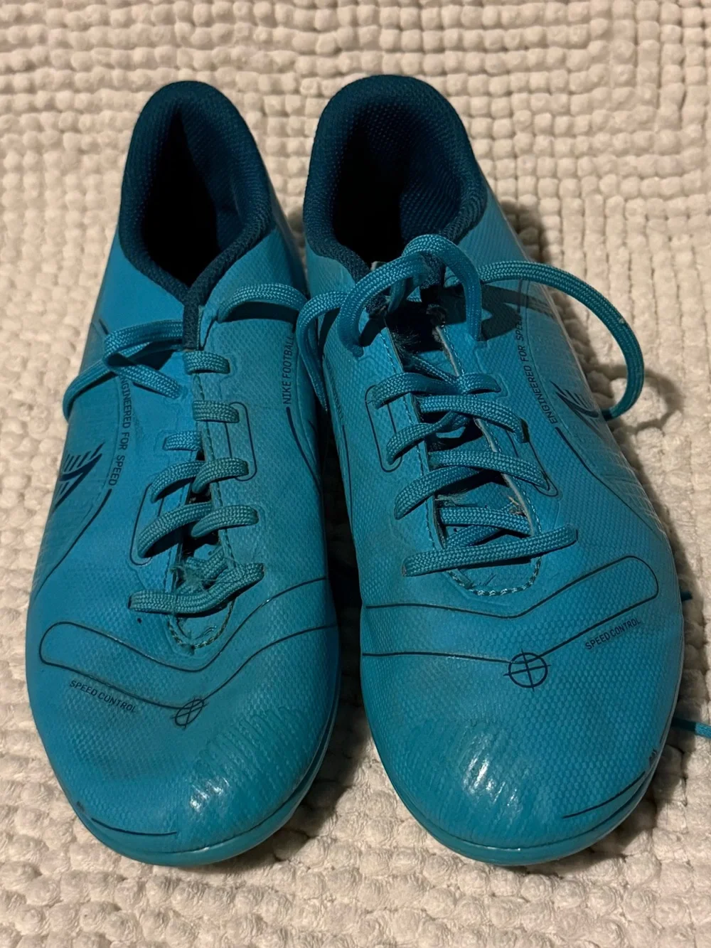 Nike Mercurial Athletic Cleats - Vibrant Teal Soccer/Football Shoes